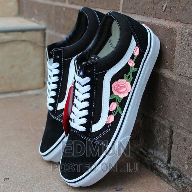 Unisex Skater Vans in Stock