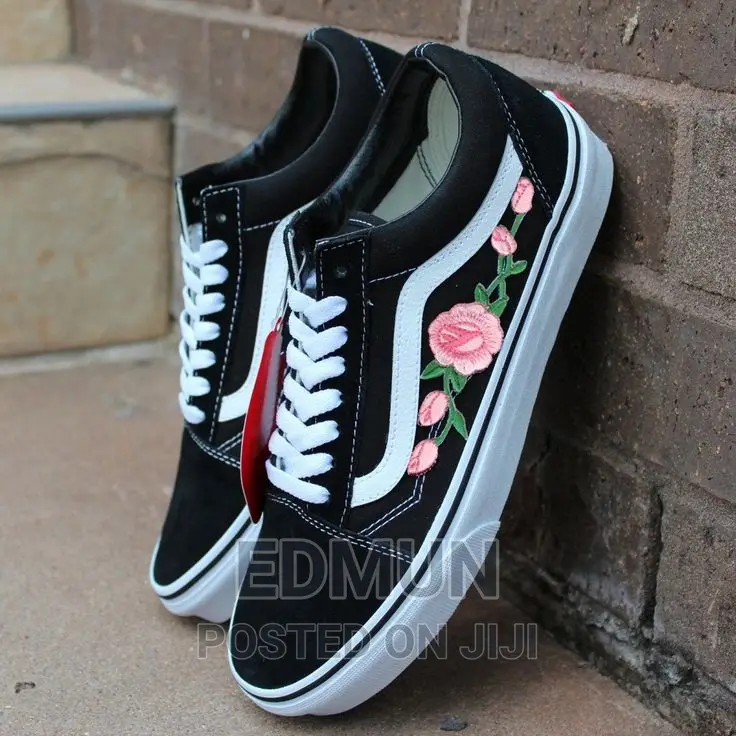 Unisex Skater Vans in Stock