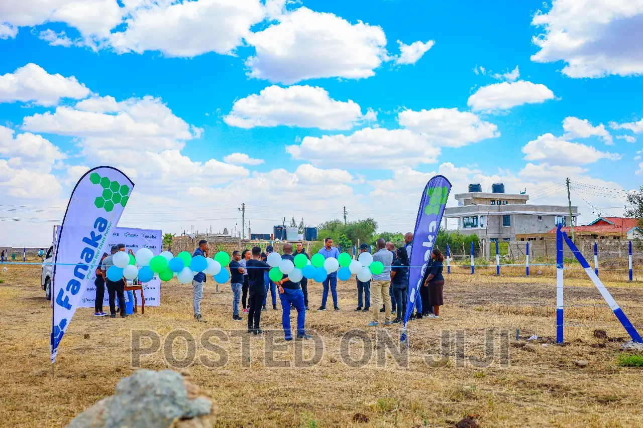 Prime Plot in Kamakis, Green Valley Estate^EW