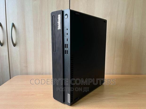 New Desktop Computer Lenovo 8GB Intel Core i7 SSD 512GB - main view