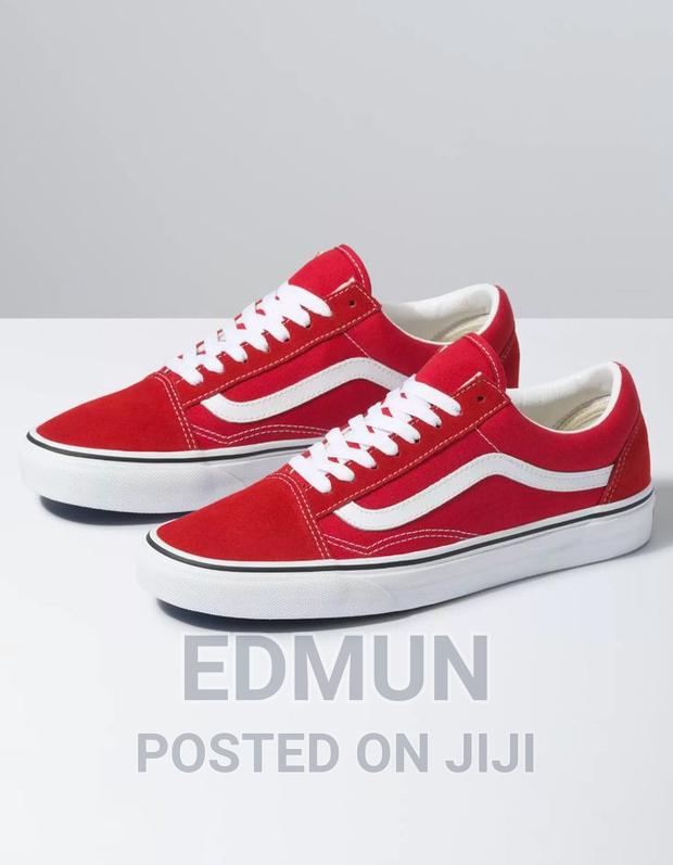 Unisex Converse Rubber Shoes - thumbnail 2