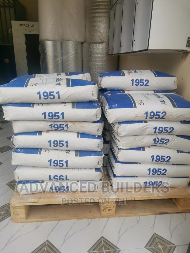 White Tile Adhesive Cement 25kgs 1952 - thumbnail 3
