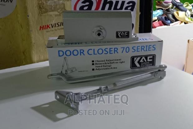Medium-Duty Aluminum Commercial Door Closer