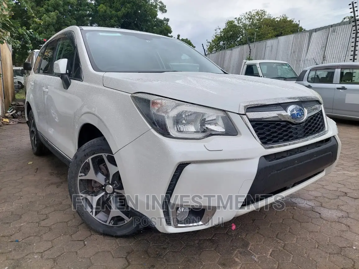 Subaru Forester 2015 White
