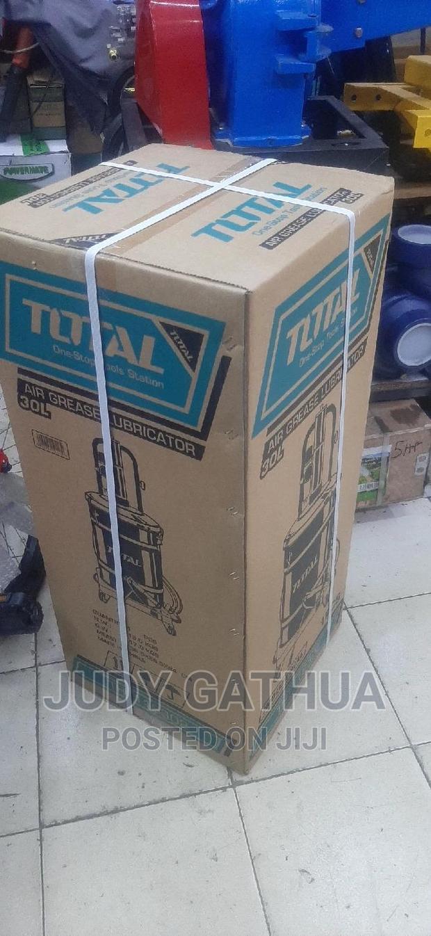 Total Grease Gun - main view