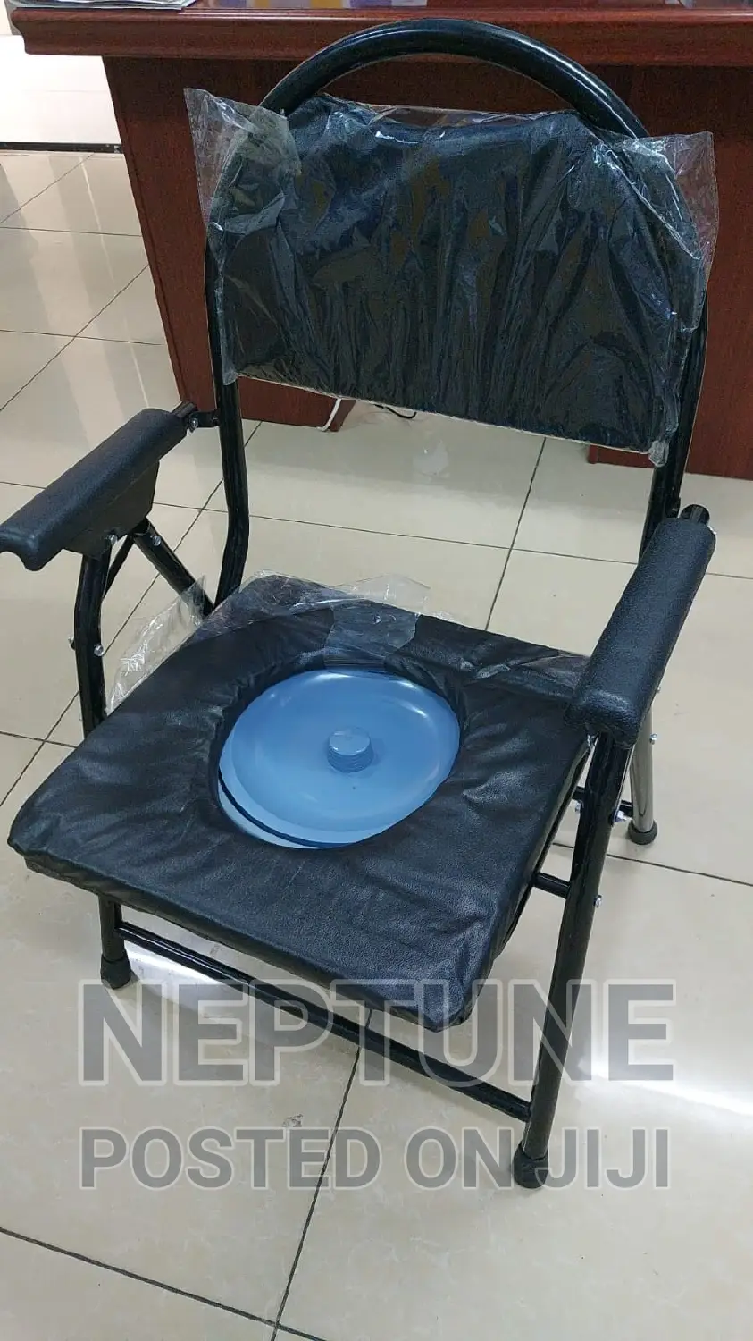 Foldable Commode Seat