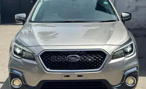 Subaru Outback 2018 Gold