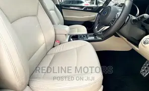 Subaru Outback 2018 Gold