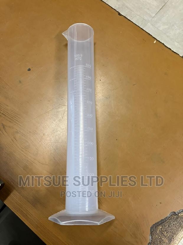 Pair (2) of Measuring Cylinder 500ml Plastic