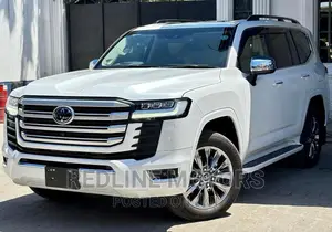 Toyota Land Cruiser 2022 White