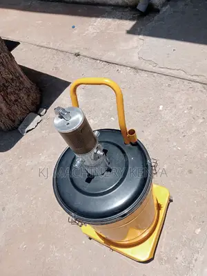 Industrial Grease Pump (Ingco)