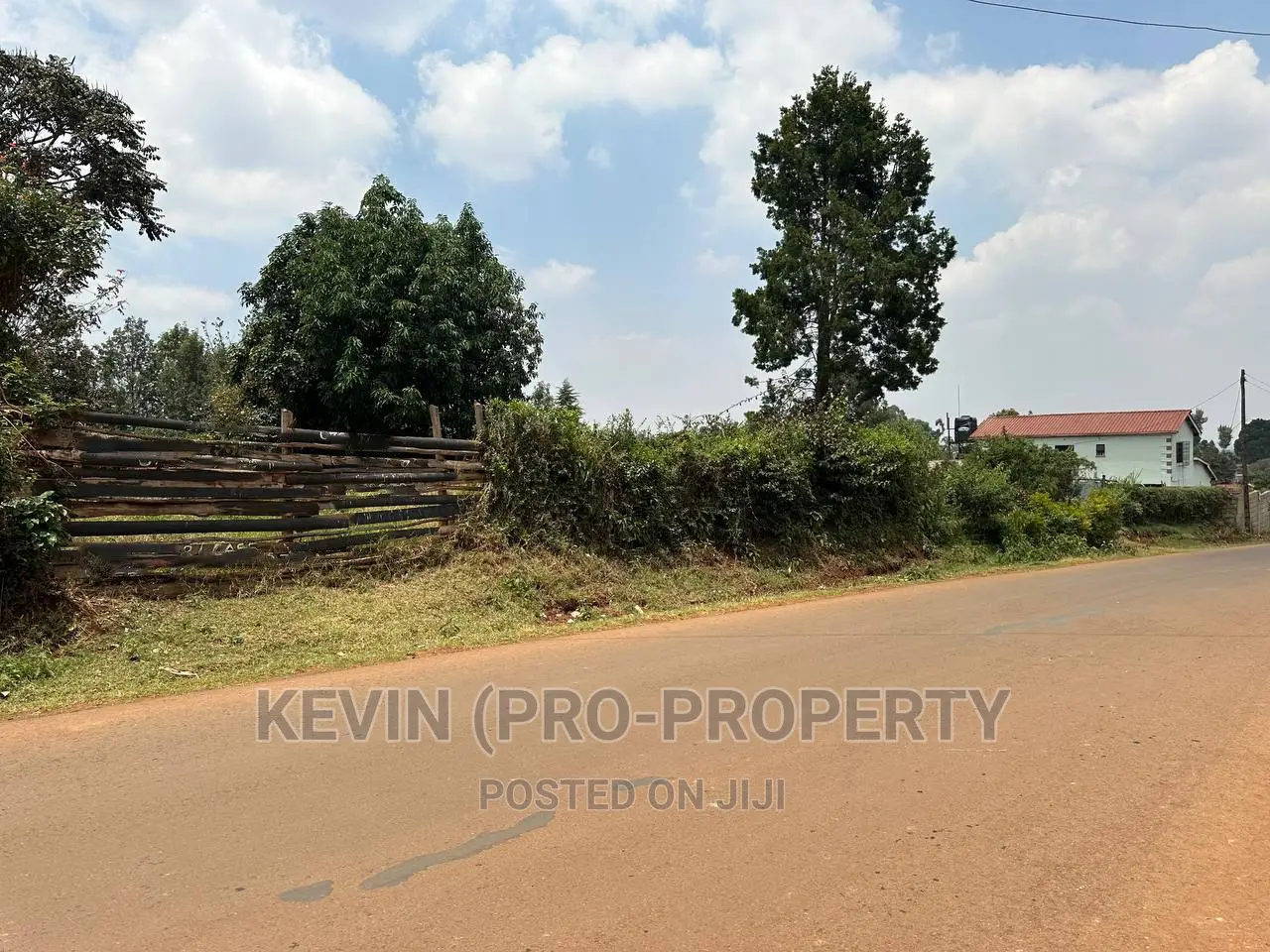 Commercial Plot for Sale Fronting Tarmac in Kinoo.Muthiga