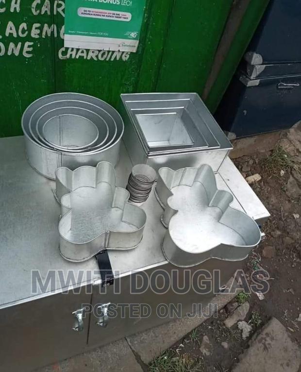 Baking Tins - main view
