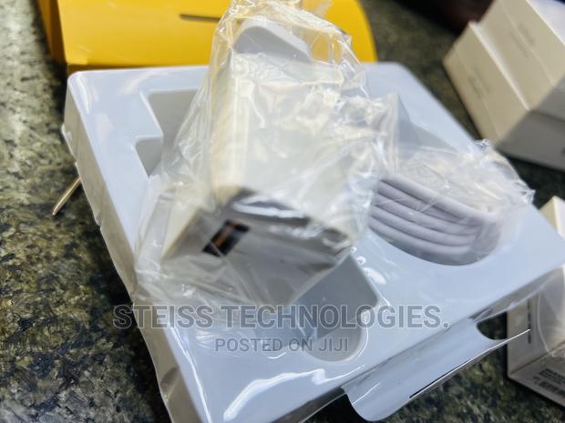 Realme Fast Charger Charger - thumbnail 4