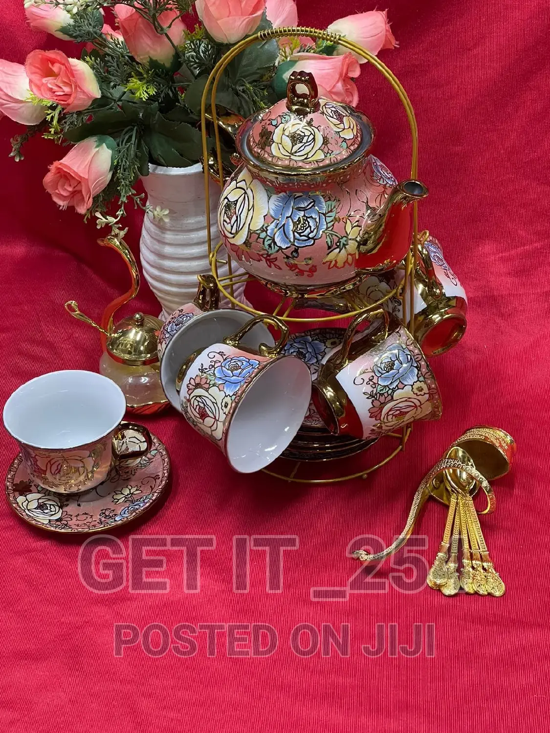 Coffee Set 17 PCS Set 
6 Cups 
6 Saucers