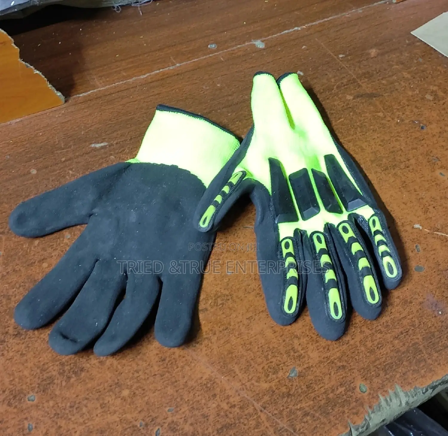 Handcut Gloves