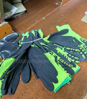 Handcut Gloves