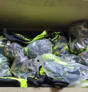 Handcut Gloves