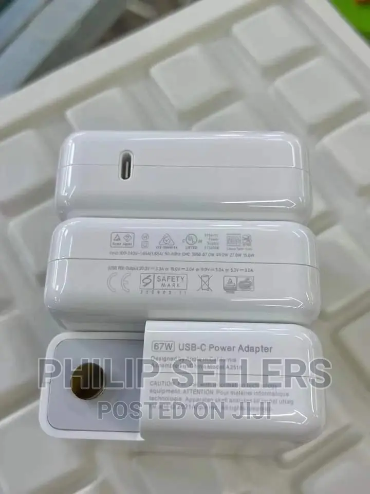 Macbook Chargers:
 29w/30w/61w
