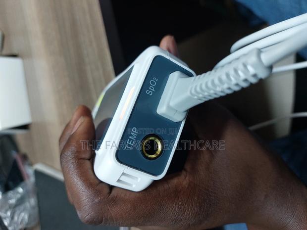 Pulse Oximeter Handheld. - main view