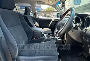 Toyota Land Cruiser Prado 2017 Gray