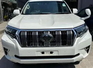 Toyota Land Cruiser Prado 2018 White