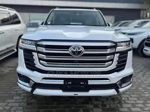 Toyota Land Cruiser 2018 White