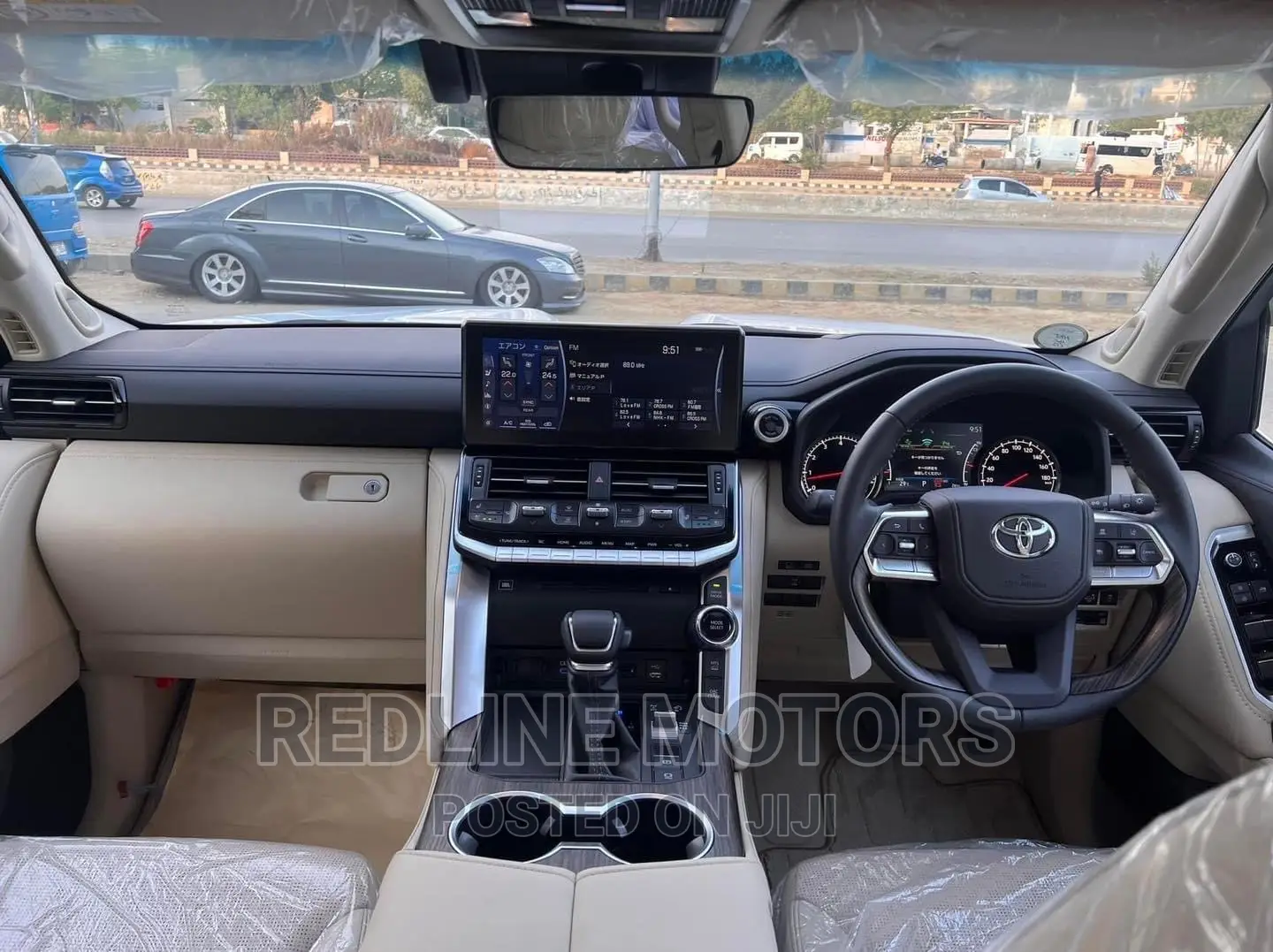 Toyota Land Cruiser 2018 White