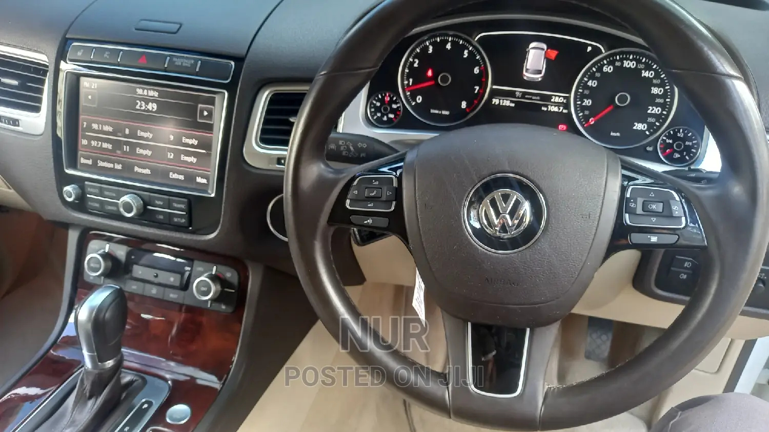 Volkswagen Touareg 2016 White