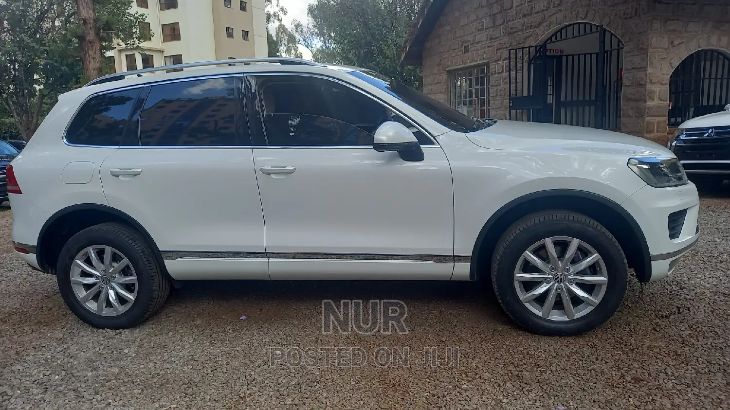 Volkswagen Touareg 2016 White