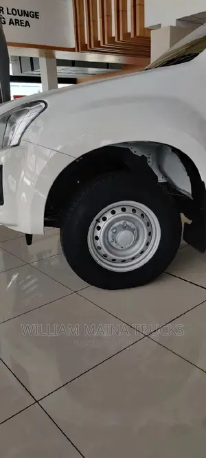 New Isuzu D-MAX 2023 White