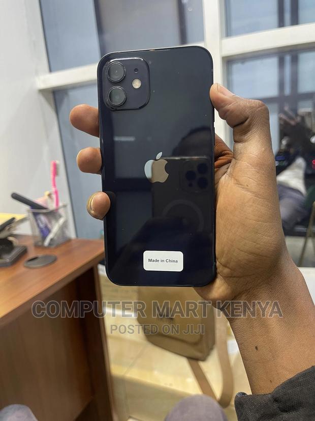 Apple iPhone 12 128 GB Blue - main view