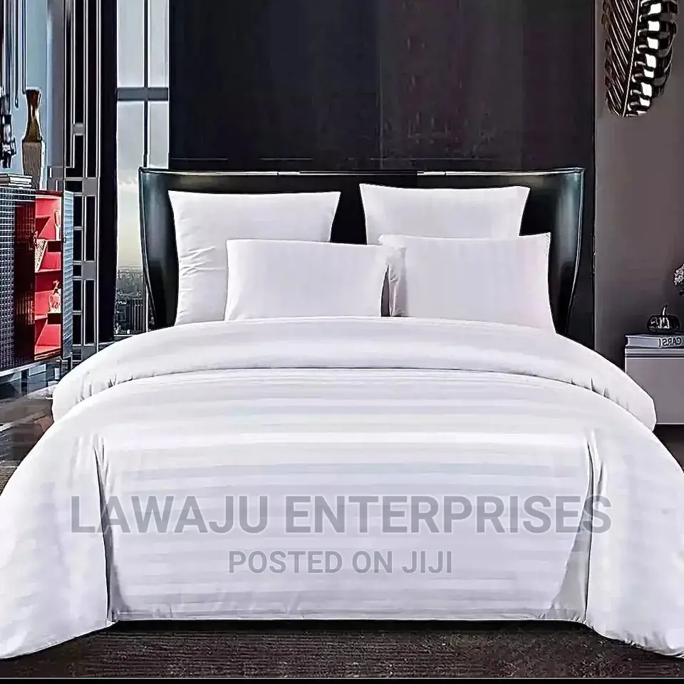 Duvet Cover 6*6 Comes With Bedsheet Pillow Cases