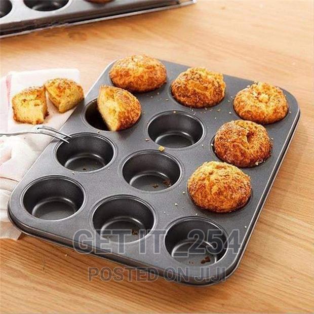 Quality Non~ Stick*
*Cupcake Baking Tins 12hole Cupcakes
