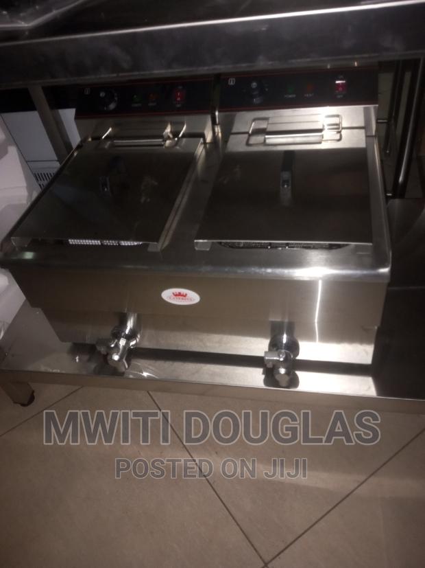 17 by 17ltrs Caterina Chips Fryer