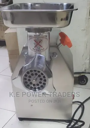 Commercial Grinding Meat Mincer M12