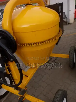 Concretemixer in Stock