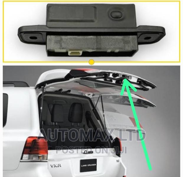 Toyota Landcruiser, Rear Boot Release Switch