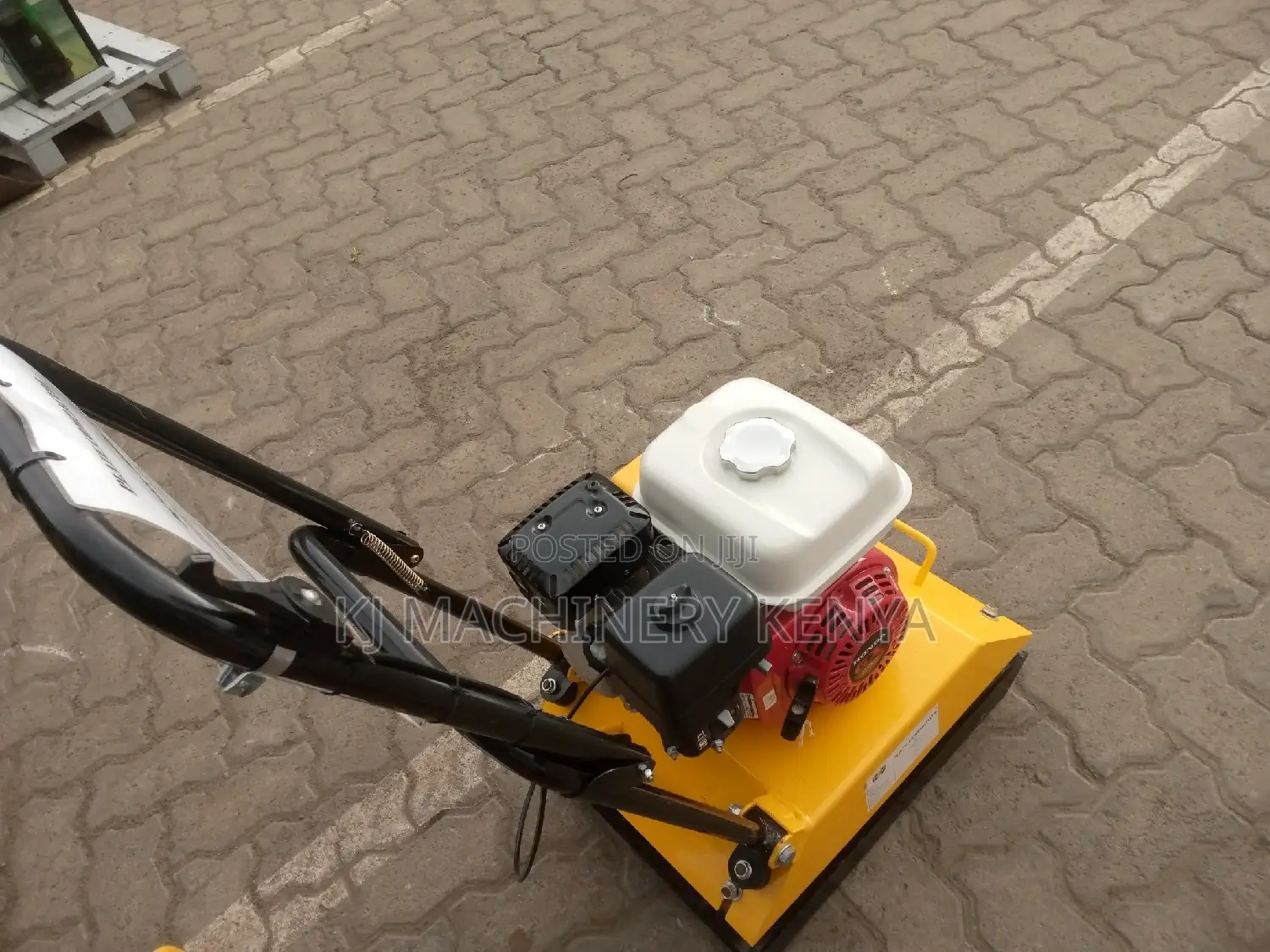 Plate Compactor Honda 90kgs