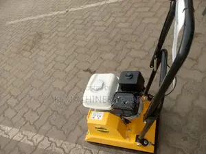 Plate Compactor Honda 90kgs