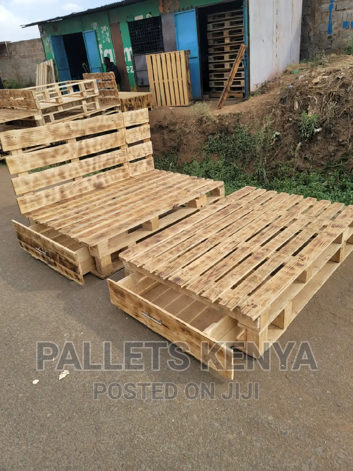 5*6 Pallet Bed- Detachable With Drawers( DSX)