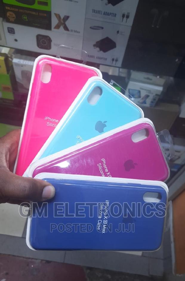 iPhone Xs Max Silicone Case.