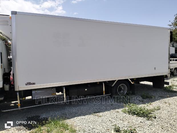 Isuzu 2016 White - thumbnail 4