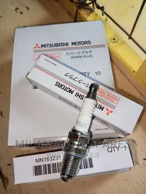 Spark Plugs Mitsubishi V6