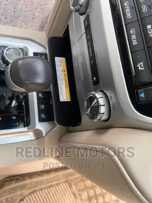 Toyota Land Cruiser 2017 White