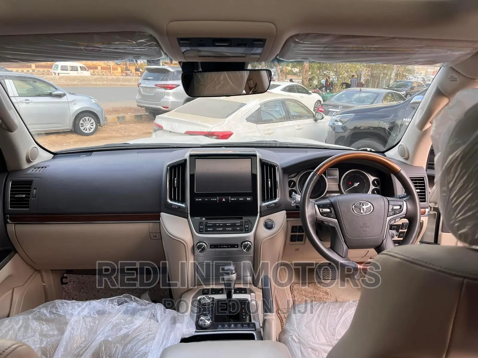 Toyota Land Cruiser 2017 White