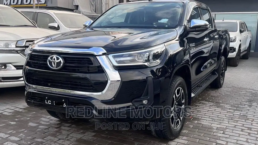 Toyota Hilux 2022 Black