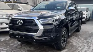 Toyota Hilux 2022 Black