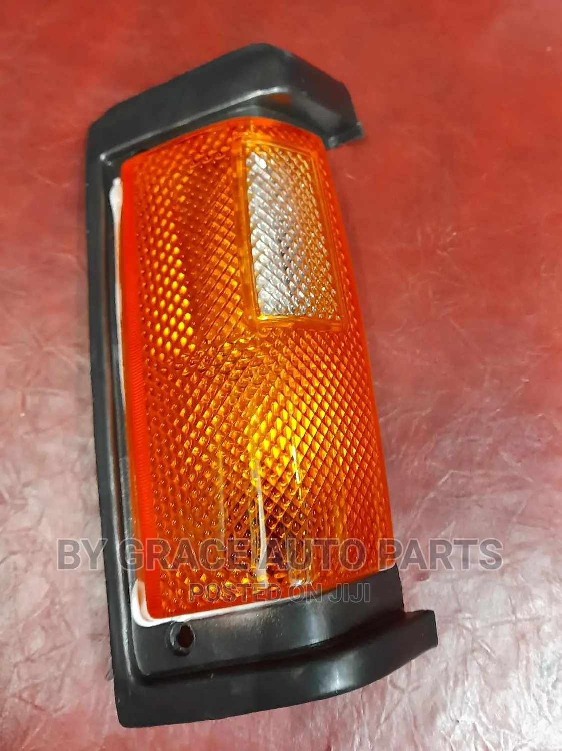 Corner Lamp Z16/Nissan Sahara.