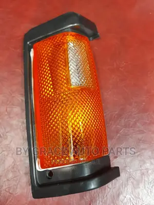 Corner Lamp Z16/Nissan Sahara.